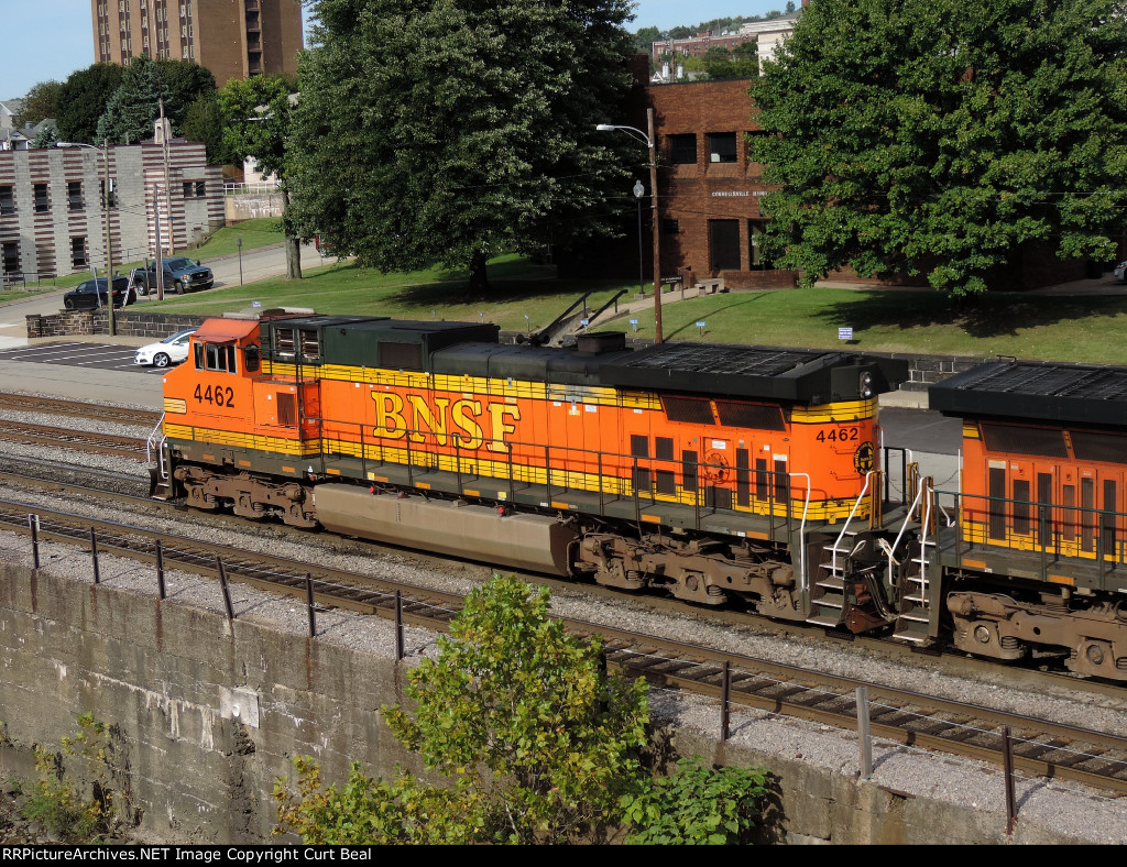 BNSF 4462 (2)